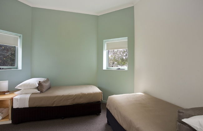 Cumberland Lorne Resort - Photo 7