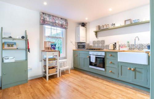 2 Bed in Woodbridge oc-48sc - Foto 2