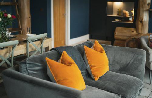 The Farmhouse - Photo 7