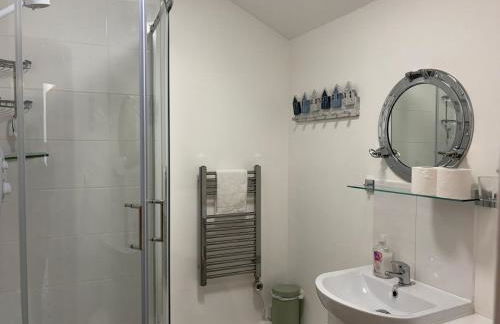 Drake's Loft - Central Lyme Regis - Photo 10