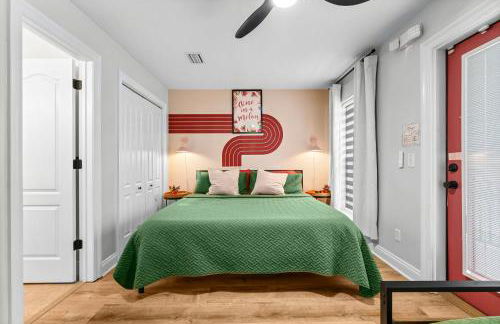 PCB Sleeps 22! 2 Homes, 2 Pools, 2 Mini Golf - Foto 45