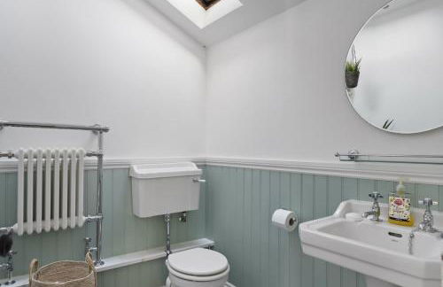 Thatched Cottage & Tranquil Gardens Gated Parking - Foto 14