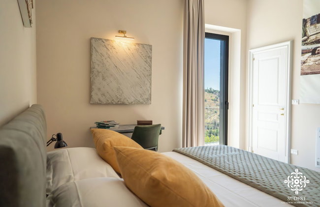 Arte Barocco - Panoramic Home in City Center - Photo 5