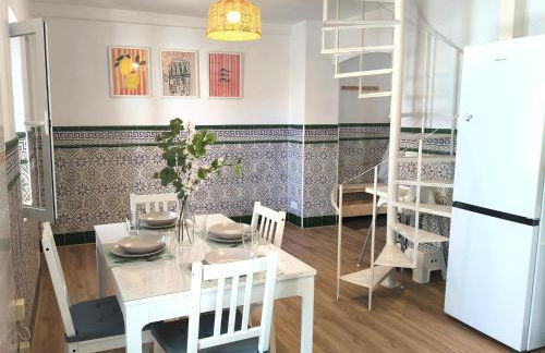 Casa con patio a 5 min de la playa - El Palo - Foto 6