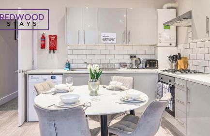 Everest Lodge Serviced Apartments for Contractors & Families, Free WiFi & Netflix By Redwood Stays - Foto 140