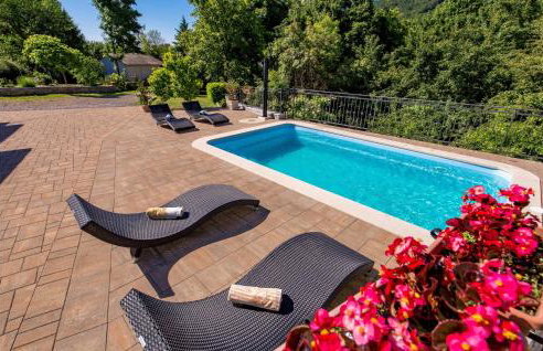 2 Bedroom Gorgeous Home In Veli Brgud - Photo 7