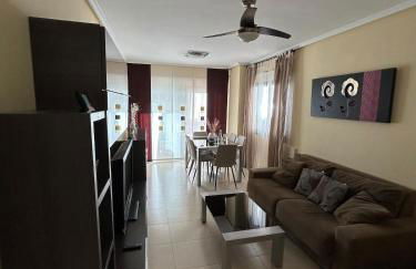 Magnifica ubicación ,amplio ,luminoso, a 50 m de la playa - Photo 2