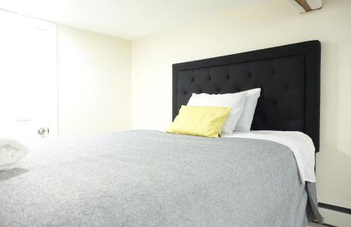 Best EWR Airport Studio-Hot Tub-Free Parking - Foto 16