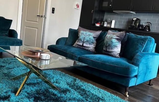 Bijou Boutique Deluxe One Bed Apartment - Photo 11