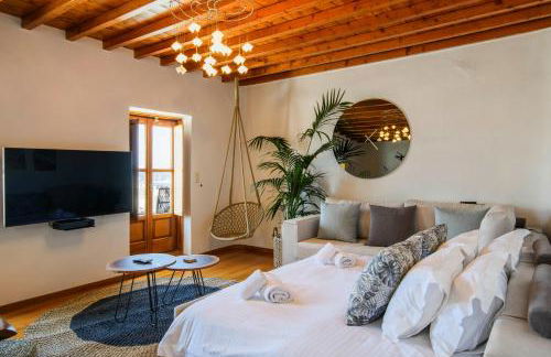 Floral Villa with marvelous view to Mykonos town - Photo 13