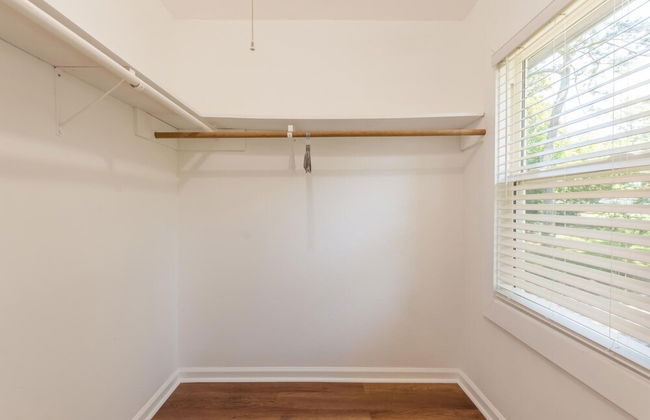 Beautiful Large Newly Renovated 5 Bedroom House - Foto 49