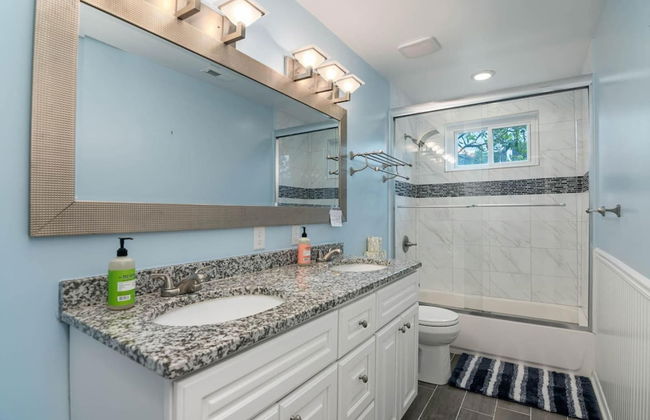 Oasis Steps From Beach Outdoor Shower and Dining - Foto 28