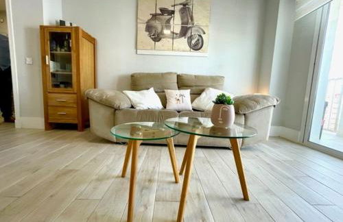 GATU Villa Salada, junto la playa, parking, terraza, aire acc, piscina, wifi Sólo familias o grupos mayores de 21 años - Foto 10