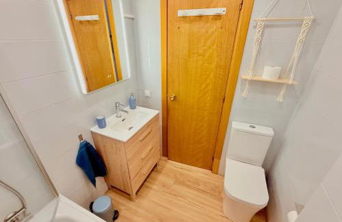 Face a la Mer - vue epique, climatisation, wifi, draps inclus - Foto 30