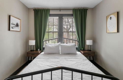 Bilbos Cottage 3 bed 2 and a half bath home in College Hill - Foto 39