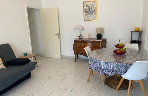 Charming apartment in the centre of Cannes - Foto 12