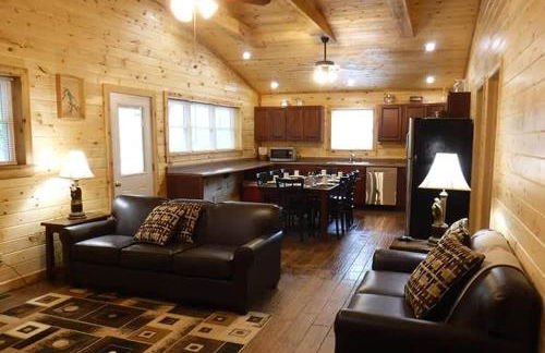 Solarium Deluxe Cabin #19 on Patoka Lake in Southern Indiana - Foto 5