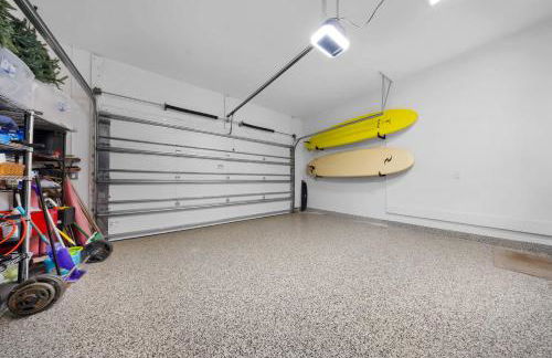 LVS Villa Blanco 5BR Coastal Oasis with Rooftop Sunset Deck Heated Pool Spa & Walk-to-Beach Access - Foto 79