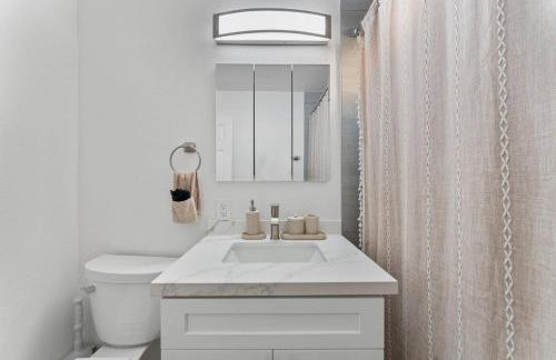 Luxury Retreat, Foosball, Pool table, NEW Upgrades - Foto 21