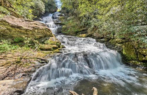 Deck and Community Perks Sky Valley Home! - Foto 44