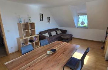 Drei Zimmer Appartment mit Küche & Bad - Foto 3