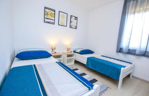 Family Beach Apartments - Photo 25