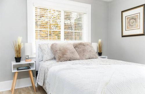 South Bend Serenity: Freshly Renovated 3BR 2mi ND - Foto 25