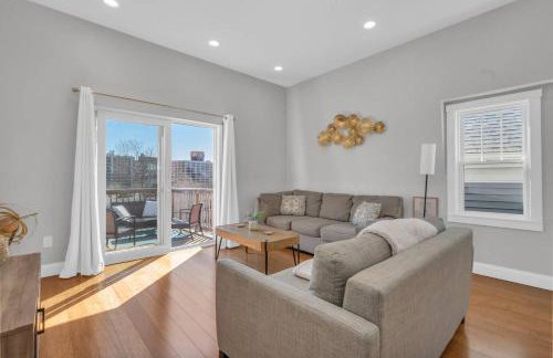 Jennifer's Penthouse Panoramic City Views w Deck - Foto 11