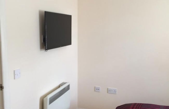 5 Varis Apartments - Photo 4