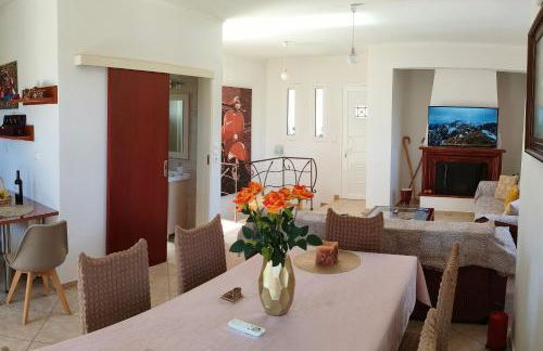 Niki's House - Photo 12