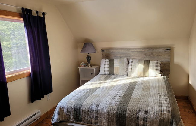 Stunning 2-bed House - Photo 3