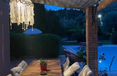 Gialos Villas 1-2 With a Private Pool - Photo 9