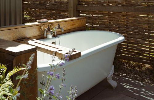 Hurdlemakers Hut - Photo 14