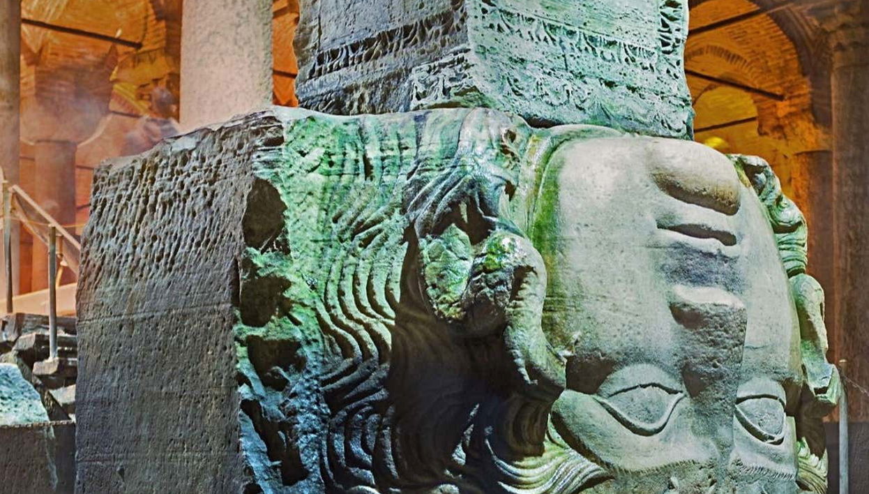 Basilica Cistern Guided Tour - Foto 1