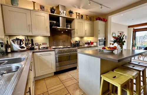 Mayflower Cottage - 4 Bedrooms, Uppingham Town Centre by Belmont Places - Foto 17