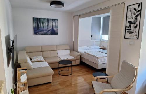 STUDIO APARTMAN MARKo C self-check in,frre parking - Foto 8