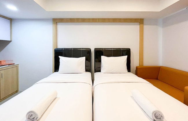 Homey And Cozy Studio At De Prima Apartment - Foto 1