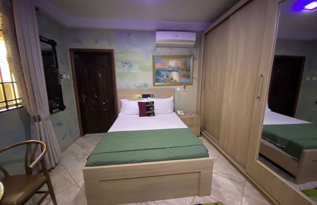 Bays Boutique Apartment - Photo 18