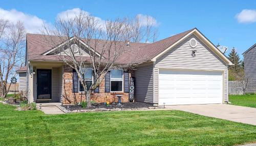 The Cozy Charcoal Cottage - with Garage - Family Friendly - Foto 3