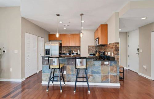 Beautiful Downtown Condo 1 Bed 1 Bath - Foto 8