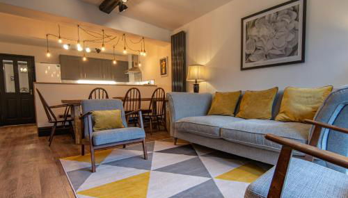 Former 16th Century Inn - In the heart of Macclesfield, gateway to the Peaks - Foto 2