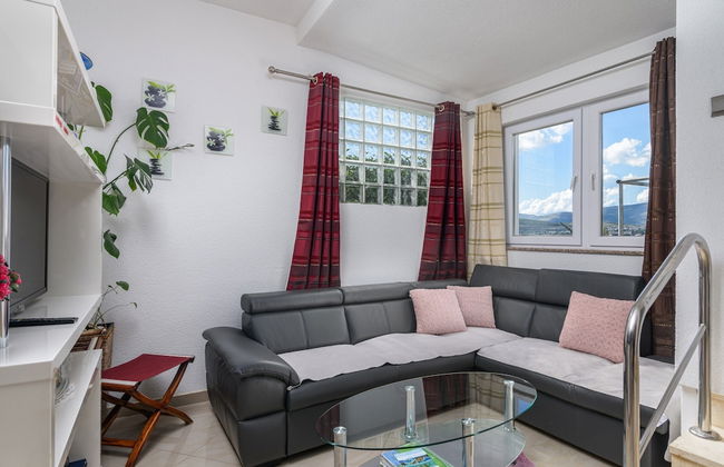 Modern Apartment in Arbanija with Hot Tub - Foto 10