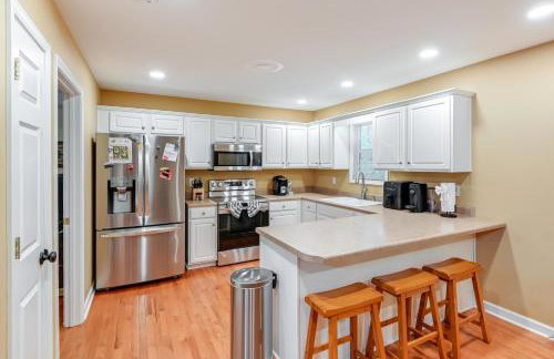 Cozy Hermitage Home with Deck 11 Mi to Nashville! - Foto 8