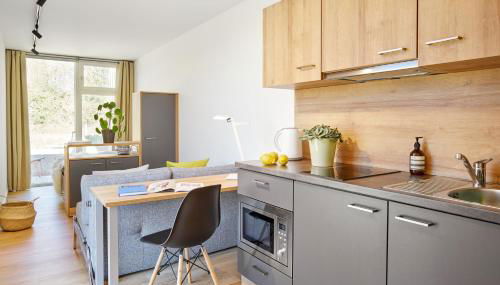 Modern ausgebauter Überseecontainer als Tiny House - Foto 4