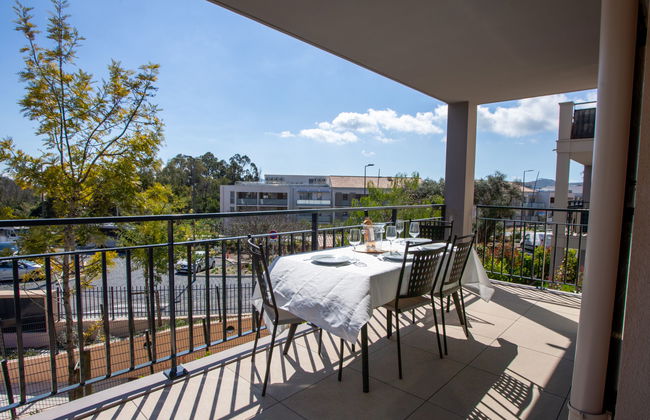 2 bedroom Apartment in Bormes-les-Mimosas with swimming pool and garden - Photo 12