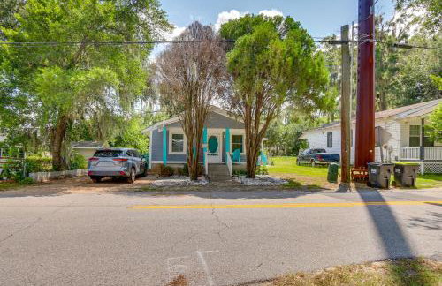 Beachy Home in Heart of Beaufort with Pool Access - Foto 28