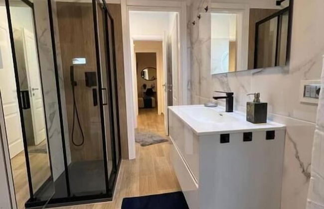 Stylish New Apartment in Milan Navigli - Photo 17