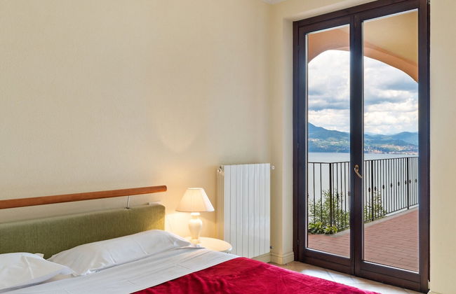 Residential Complex With Panoramic Views and Pool - Foto 2