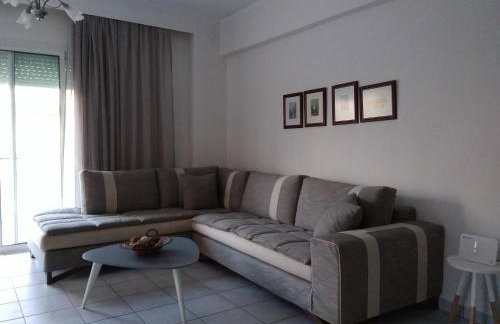 Gorginas Home - Photo 13