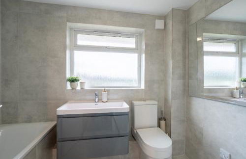 Cosy 3BR Country Home Near Vineyards - Foto 35